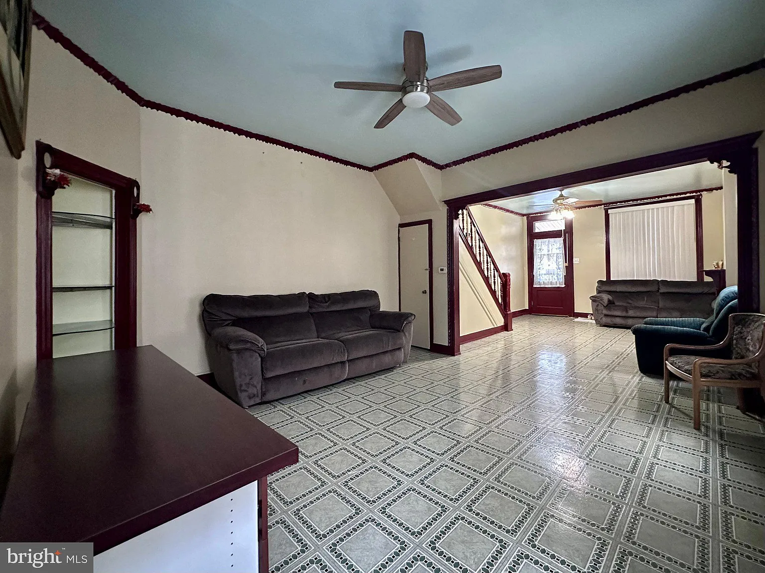 3 bed, 2.0 bath, 1350 sqft, $1,500 — Photo 3