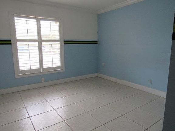4th image of 5583 Kimberton Way