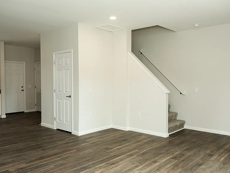 994 Mount Vernon Rd #1 — Photo 13
