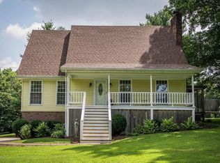 7401 Smyrna Rd, Louisville, KY 40228