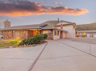 34201 Territory Rd, Agua Dulce, CA 91390