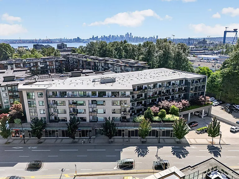725 Marine Dr #50 — Photo 1