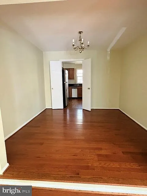 3 bed, 3.5 bath, 1604 sqft, $3,100 — Photo 4