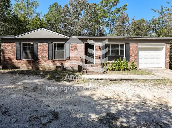 2309 Windsor Dr, Cayce, SC 29033