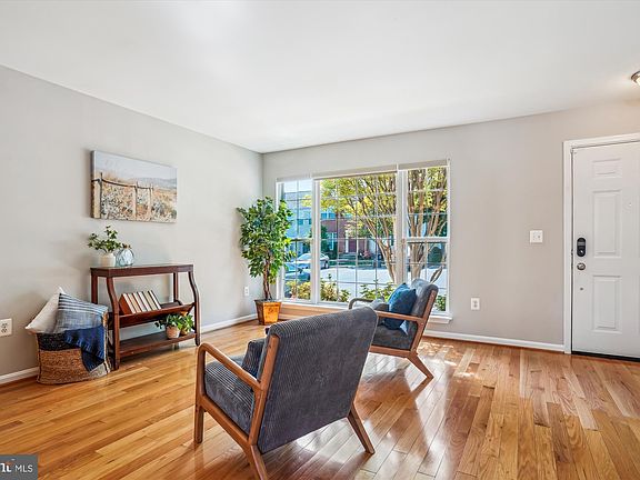 2nd image of 15737 London Pl
