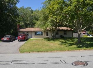 26 Seminole Rd, Dartmouth, MA 02748