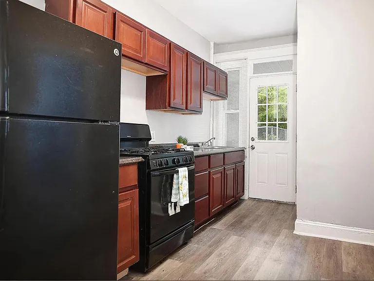 3324 Gwynns Falls Pkwy — Photo 25