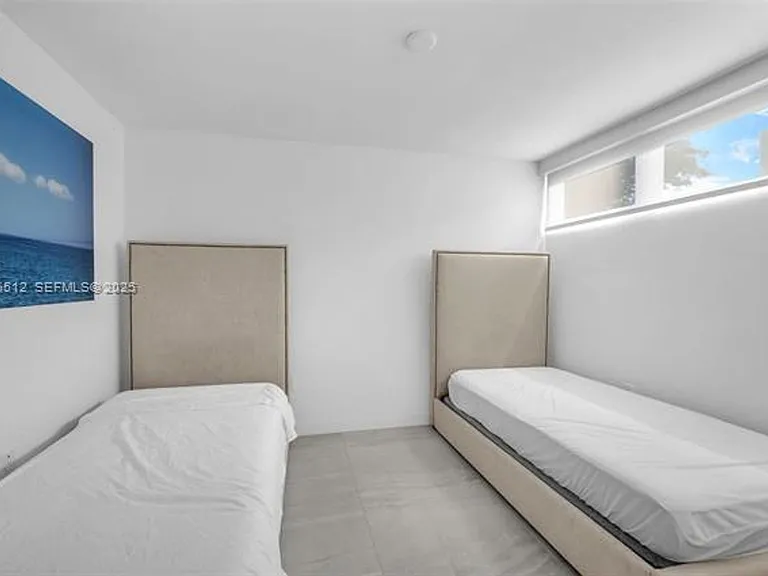 9501 Collins Ave #Townhouse 1 — Photo 51