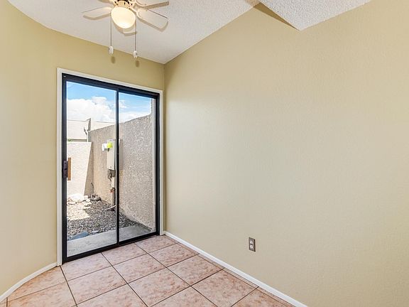 5th image of 3637 N Forgeus Ave