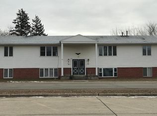 301 S Virginia St, George, IA 51237