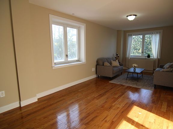 4th image of 20-12 31st St #2K