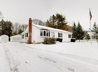 32 Richard St, Greene, ME 04236