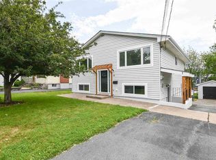 12 Inverness Ave, Halifax, NS B3P1X5