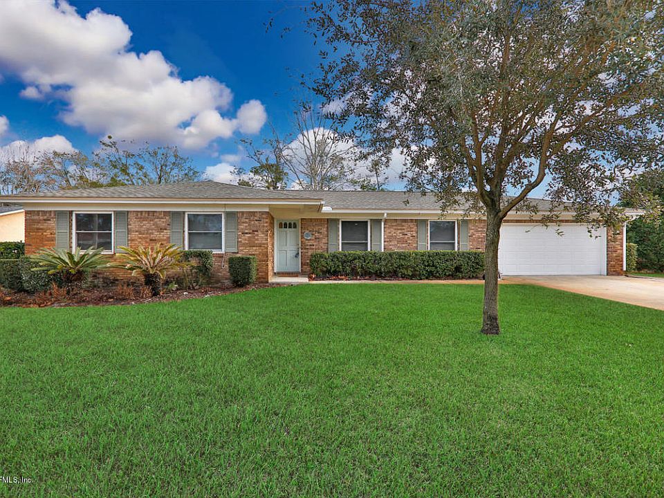1st image of 2443 Blackbeard Dr