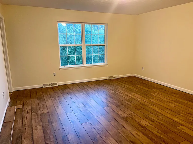 45 Bracken Pl — Photo 4