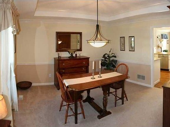 4th image of 3401 Charleston Way