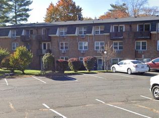 177 Kearsing Pkwy, Monsey, NY 10952