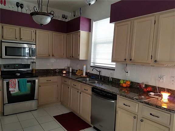 3rd image of 11204 Scotchwood Dr