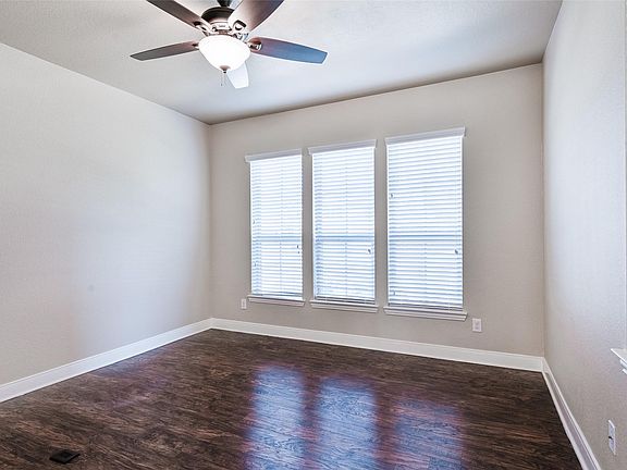 4th image of 22107 Dancing Green Dr