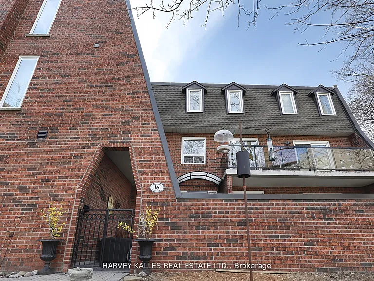 18 La Rose Ave #Townhouse 16 — Photo 30