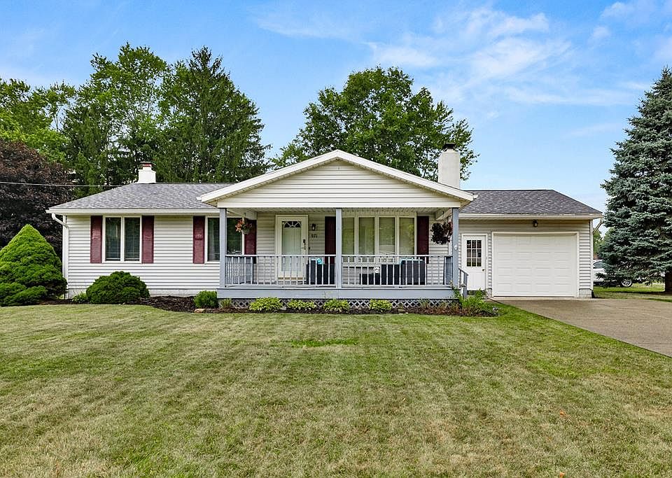 1st image of 971 Dresden Dr