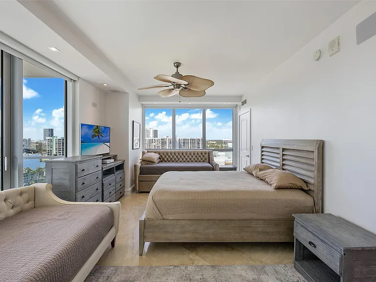 3101 S Ocean Dr #902 — Photo 10