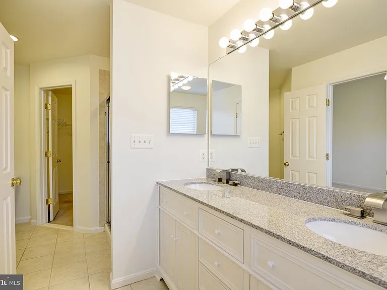12838 Marblestone Dr — Photo 31