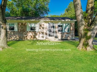 9716 Scarborough Ave, Louisville, KY 40272