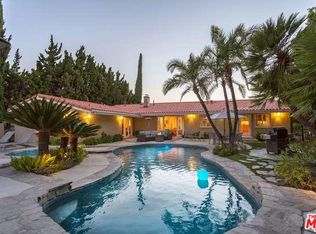 15961 High Knoll Rd, Encino, CA 91436