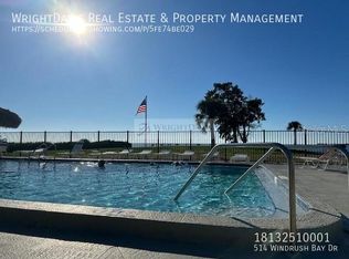 514 Windrush Bay Dr, Tarpon Springs, FL 34689
