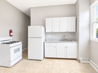 231 3rd St #2A, Elizabethport, NJ 07206