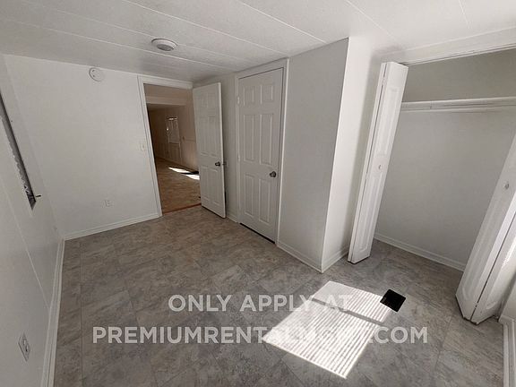 3rd image of 1137 S Christiana Ave