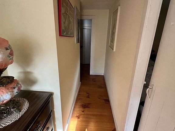 2nd image of 542 Mitchell Hollow Rd