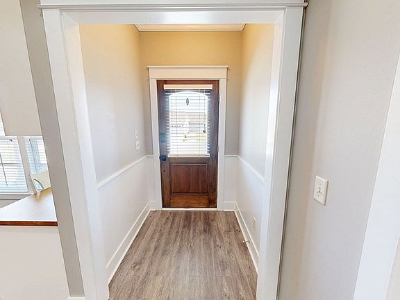 5th image of 508 Sprucepine Rd