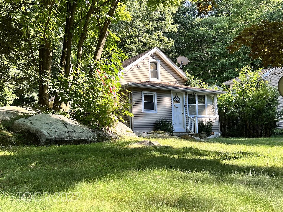 1st image of 318 Union Ave