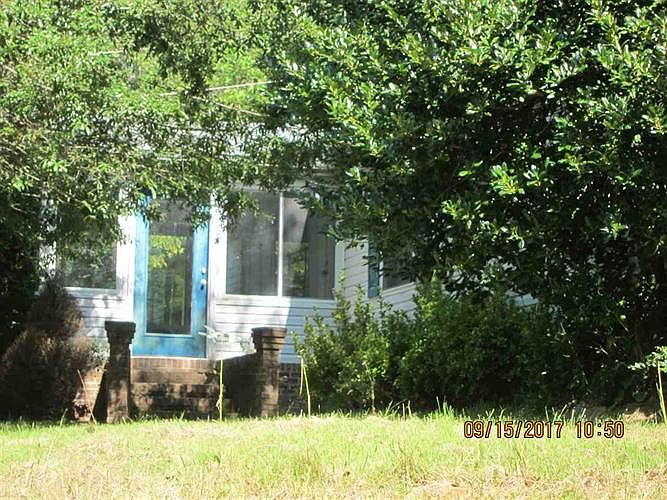 2nd image of 1030 County Road 110