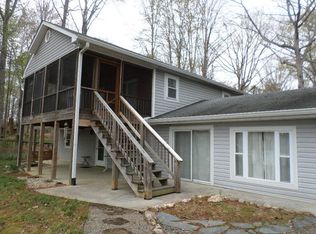 25 Maplewood Ln, Clarksville, VA 23927