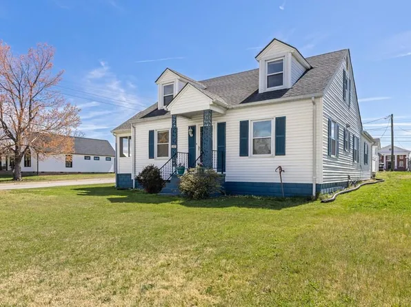 1421 9th St, Victoria, VA 23974