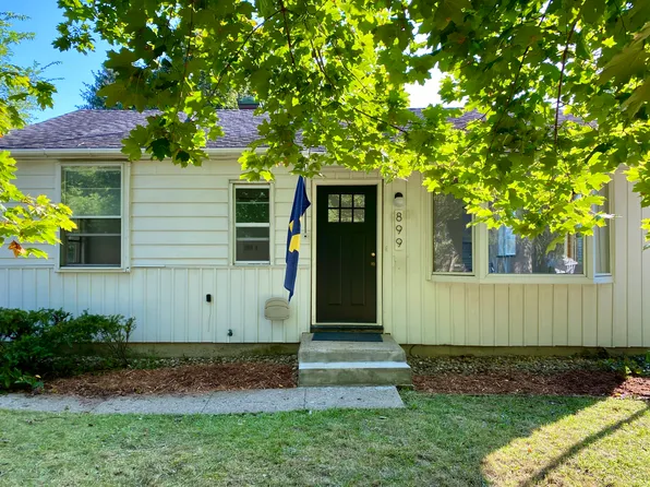 899 Starwick Dr, Ann Arbor, MI 48105