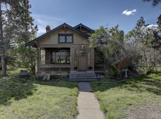 111 NW 8th St, Redmond, OR 97756