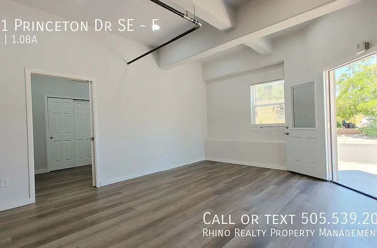 501 Princeton Dr SE #F — Photo 2