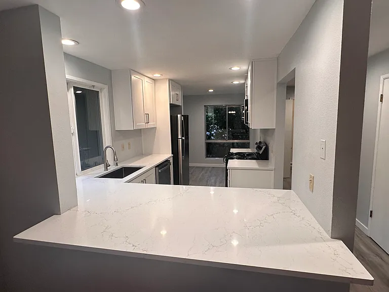 8114 44th Ave W #B — Photo 4