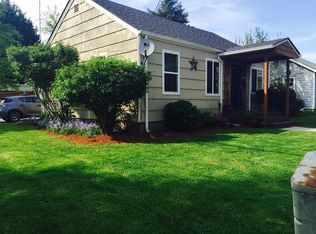 609 N Settlemier Ave, Woodburn, OR 97071