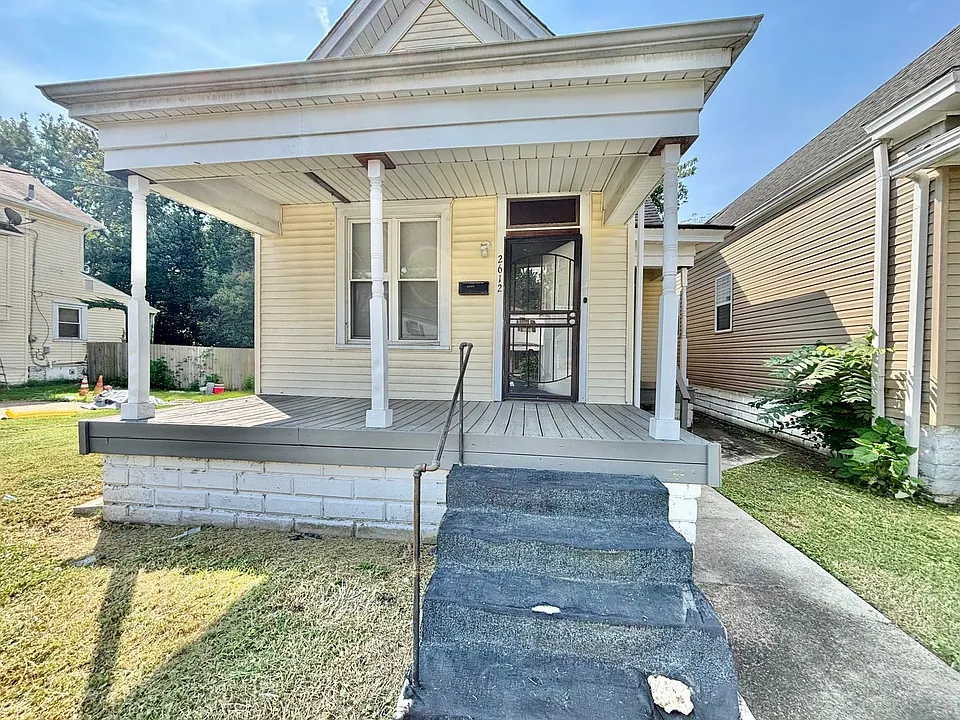 2612 Hale Ave