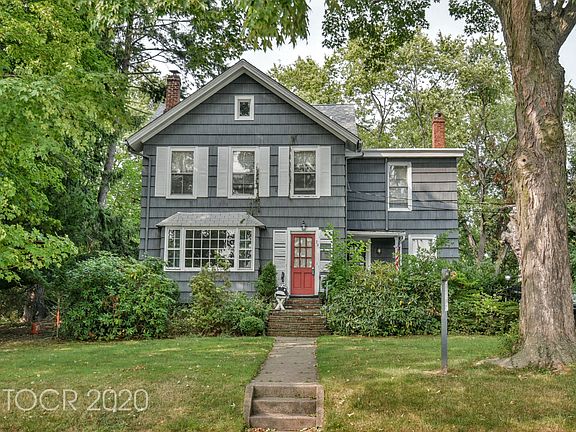 3rd image of 26 Orchard St