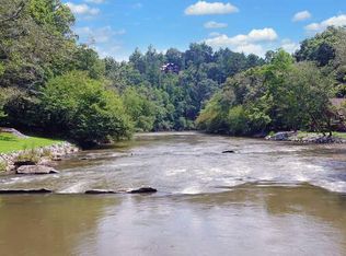 415 Centergate Dr #3, Ellijay, GA 30540