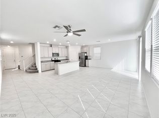 8986 Lucky Crest St, Las Vegas, NV 89113