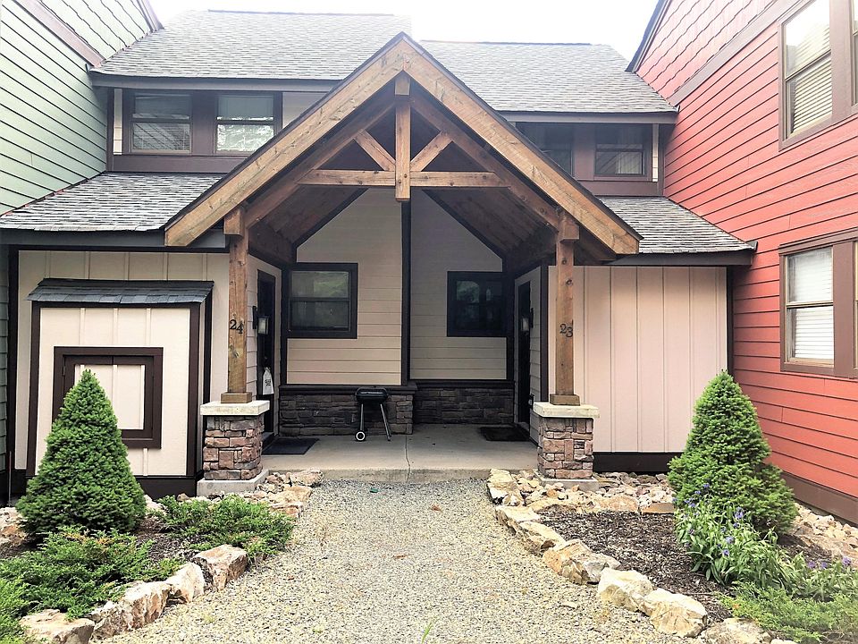1st image of 23 Snowshoe Dr