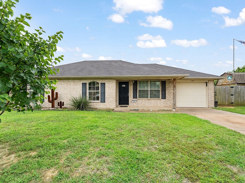1st image of 1105 Ashwood Ct