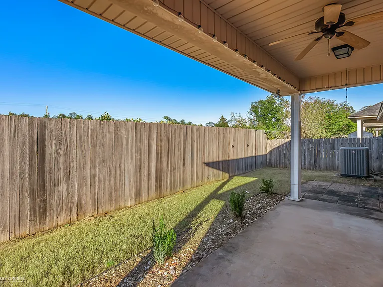 112 Clear Brooke Dr — Photo 21
